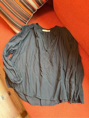 Vanessa Bruno cotton blouse lace detail. Medium